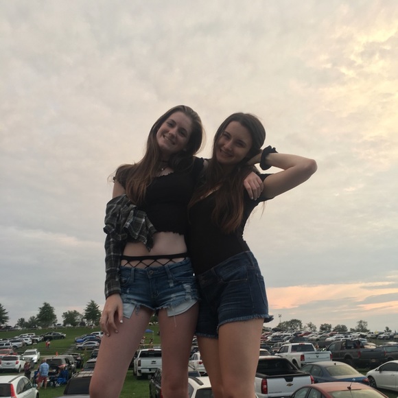 Meet your Posher, Emma - Picture 2 of 5